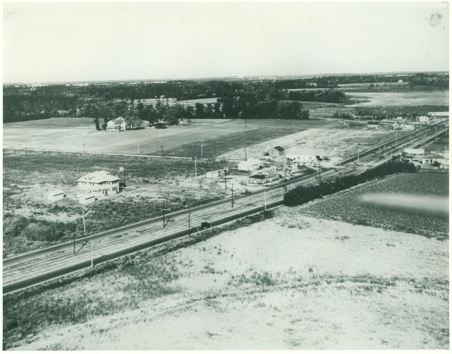 Tegg's Log Cabin / Academy Terrace, Circa 1932, Carroll Walker's Collection